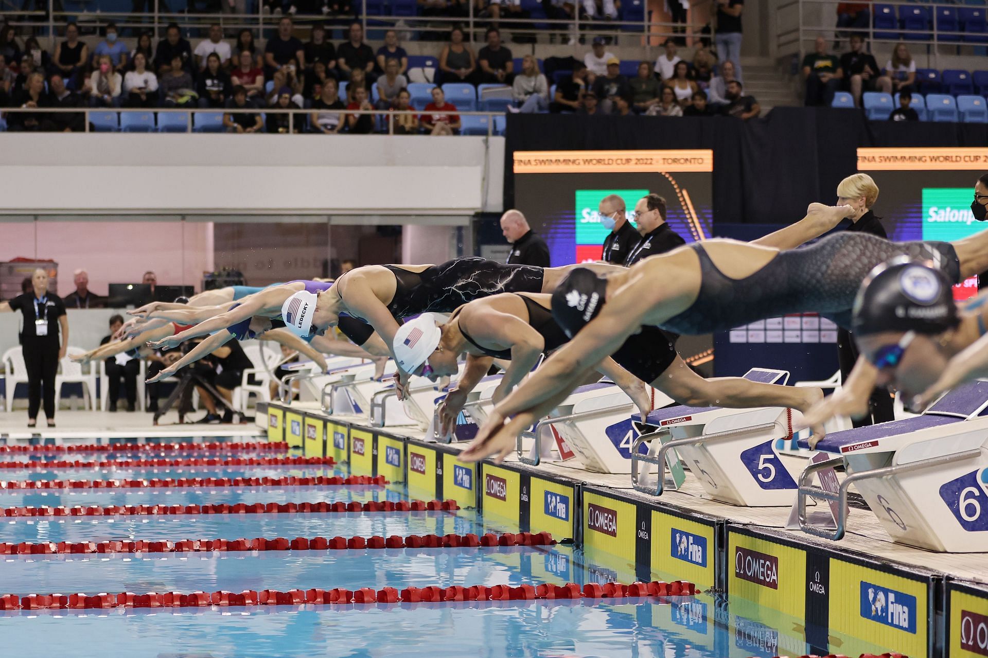 Ledecky at the FINA Swimming World Cup 2022 Leg 2 (Image via Gregory Shamus/Getty Images)