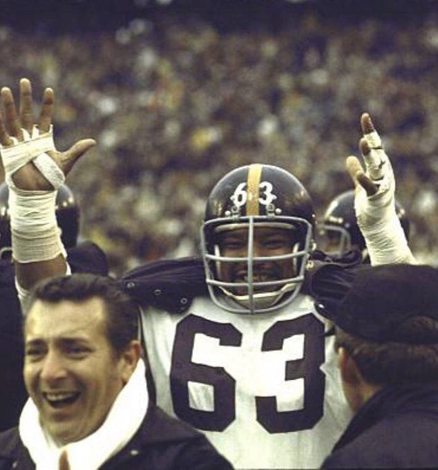 Super Bowl XIII: Pittsburgh Steelers 35 Dallas Cowboys 31 - MVP Steelers QB  Terry Bradshaw - Establishing a career high wit…