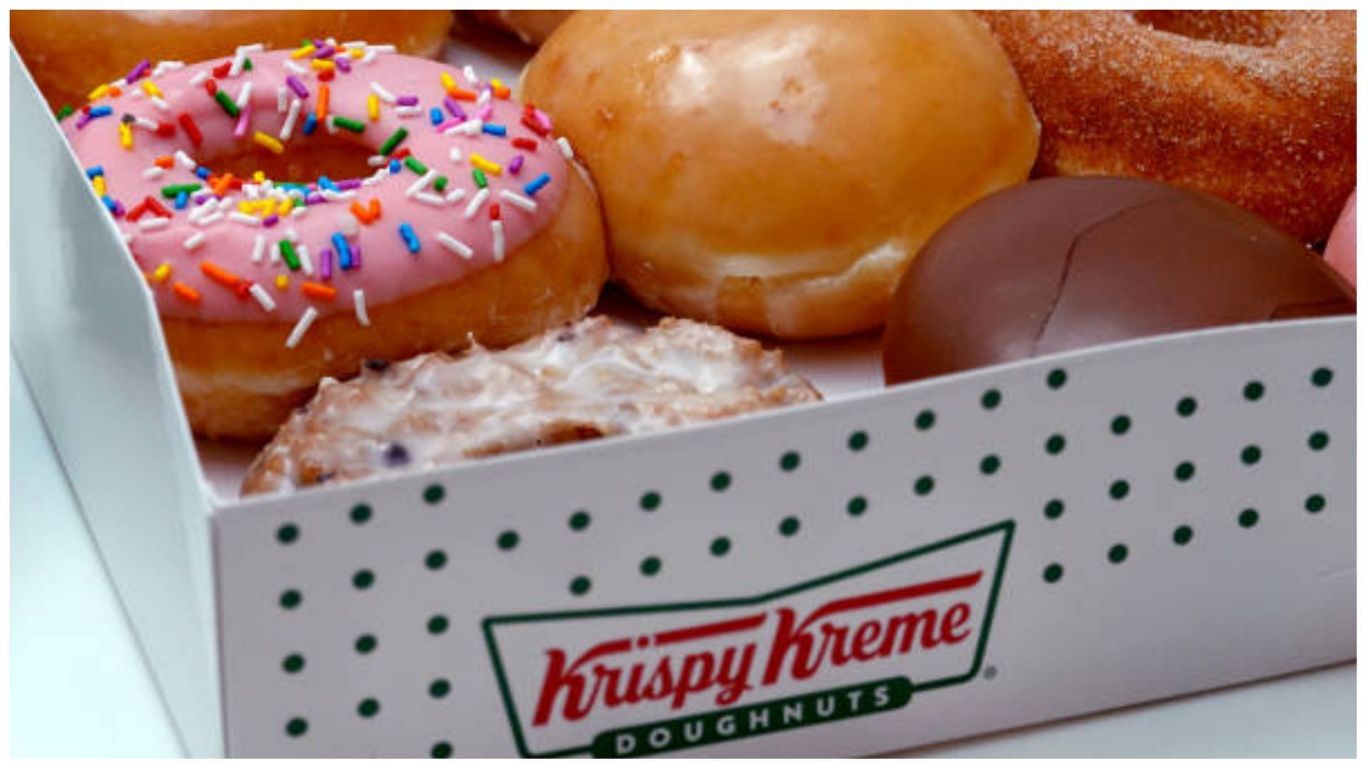 Krispy Kreme Mini Pie Thanksgiving donuts Where to buy, flavors