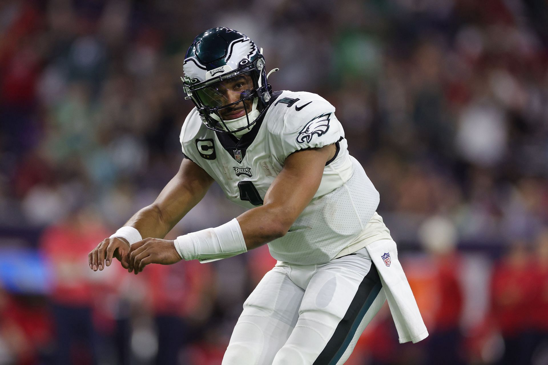 Hurts, Eagles beat Texans 29-17 for their first 8-0 start - WHYY