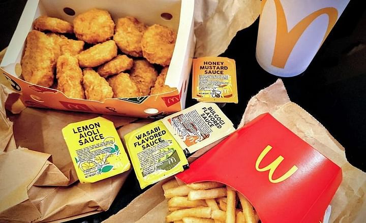 How many calories are in McDonald's chicken nuggets?