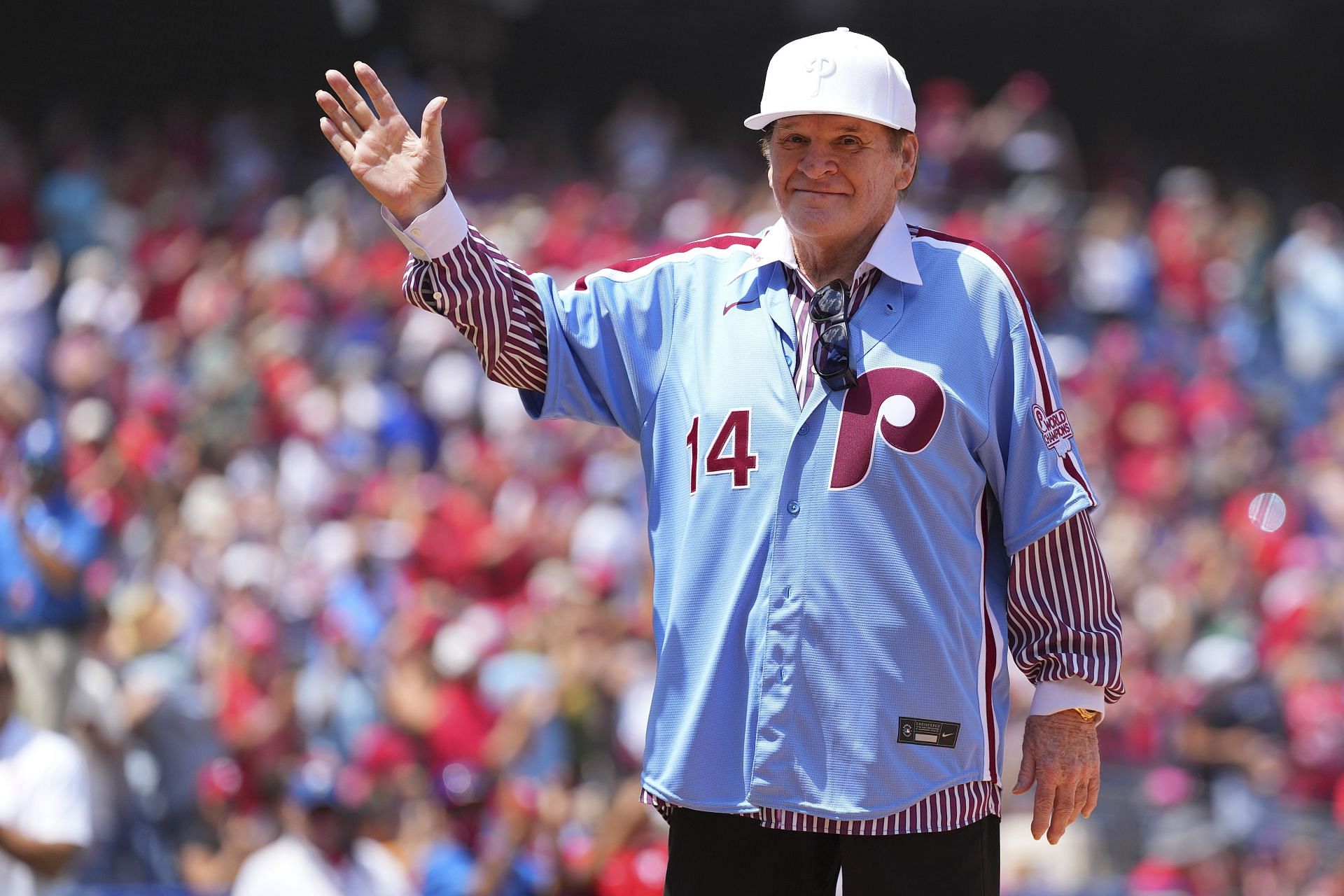 Former Philadelphia Phillies player Pete Rose acknowledges the crowd at Citizens Bank Park