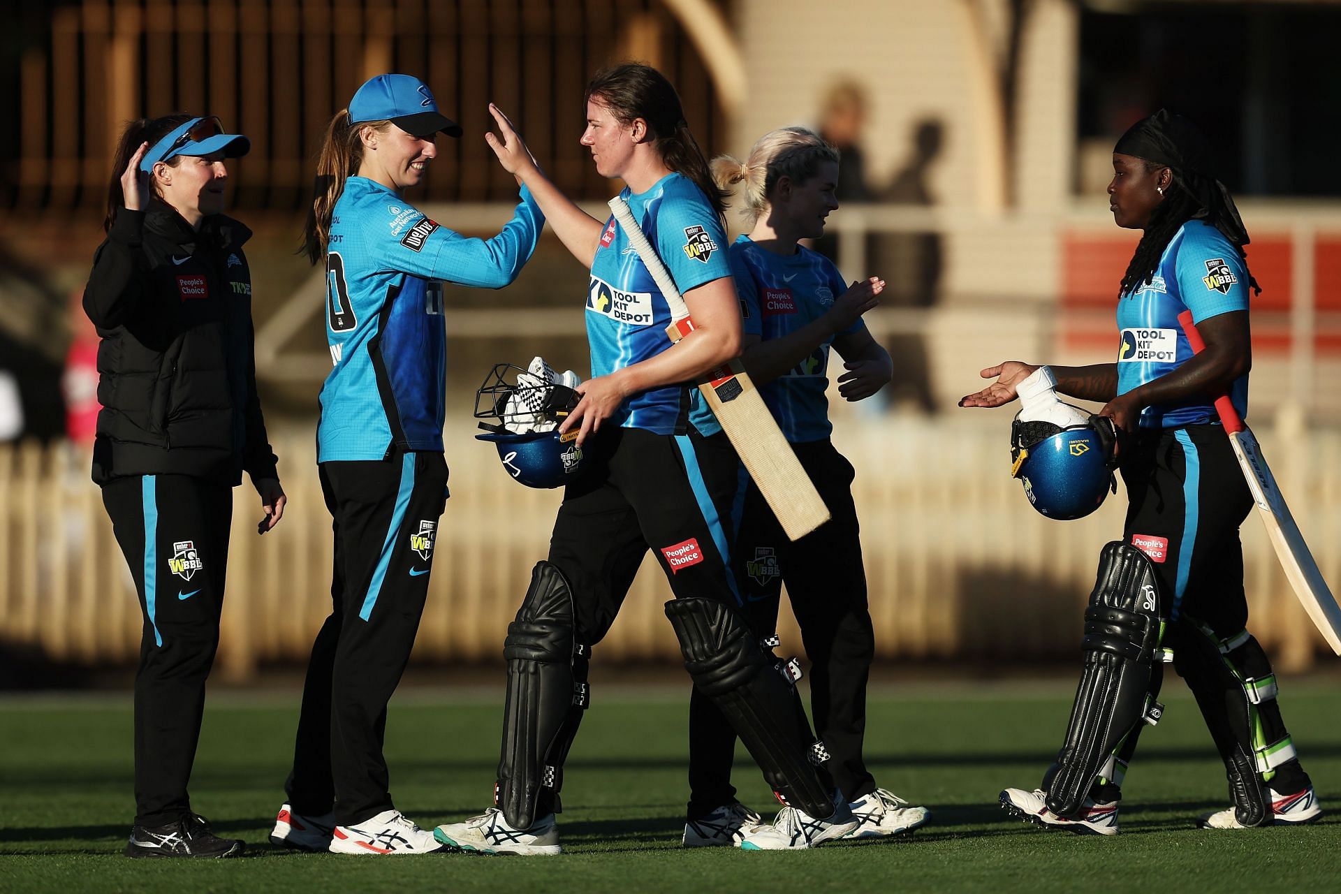 WBBL - Adelaide Strikers v Hobart Hurricanes