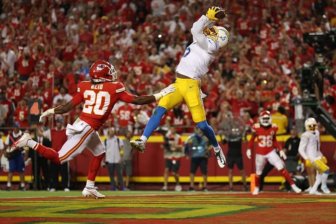 Best NFL Parlay Bets for Today (+405) - Chargers vs. 49ers - Week 10 - November 13 | 2022 NFL Football Season