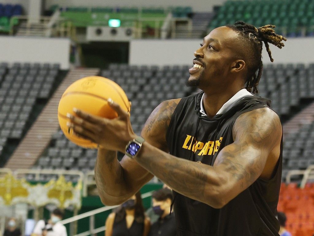 Dwight Howard playing for the Taoyuan Leopards