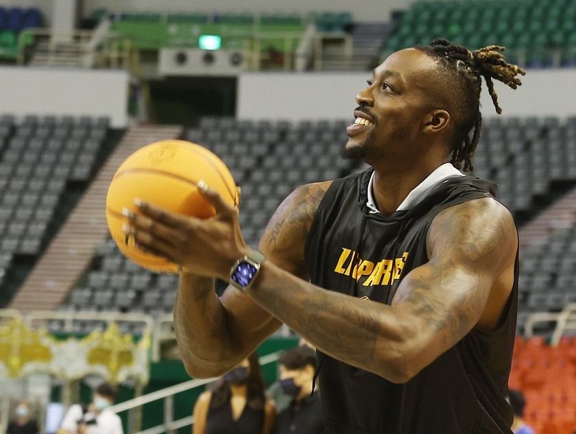 Dwight Howard Seems To Really Enjoy Playing Basketball In Taiwan