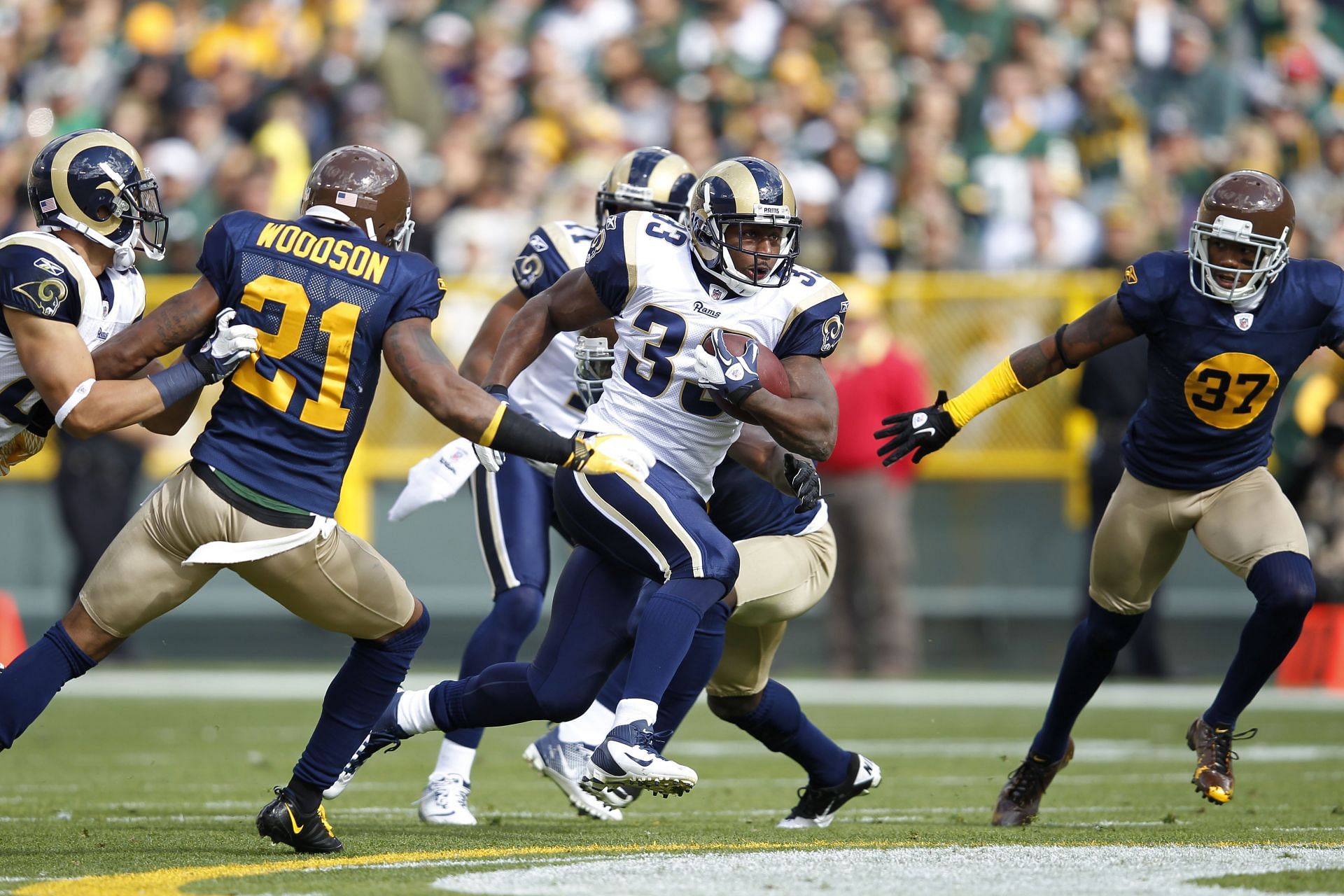 St. Louis Rams v Green Bay Packers