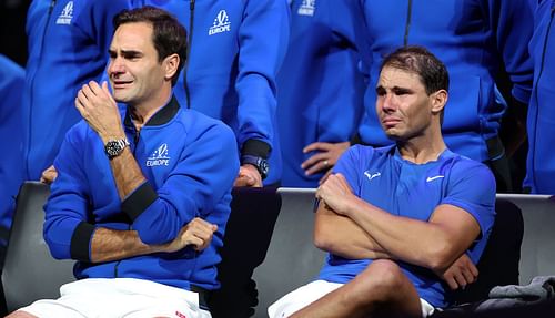 Roger Federer (L) and Rafael Nadal