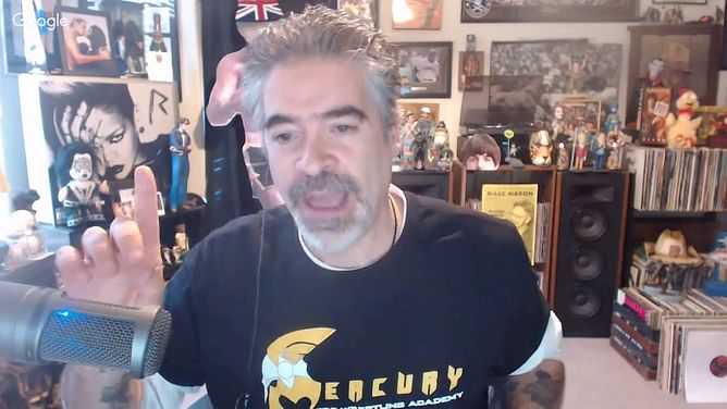 "It's never going to get over" - Vince Russo claims WWE Hall of Famer's current storyline doesn't make any sense unless he returns to the ring (Exclusive)