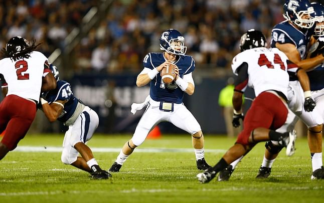 UMass Minutemen vs UConn Huskies Odds, Spread, Picks and Prediction - November 4 | 2022-23 NCAA Football Season