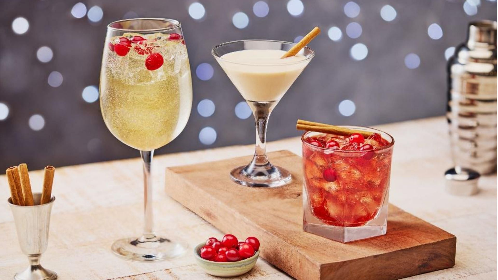 Promotional image for Fireside Martini, Snowglobe Sangria, and Cran-Apple Smash cocktails (Image via Red Lobster)