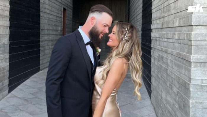 Kelly Nash proudly praises husband Dallas Keuchel's perfect game bid for  Twins, weeks after fairytale return to MLB