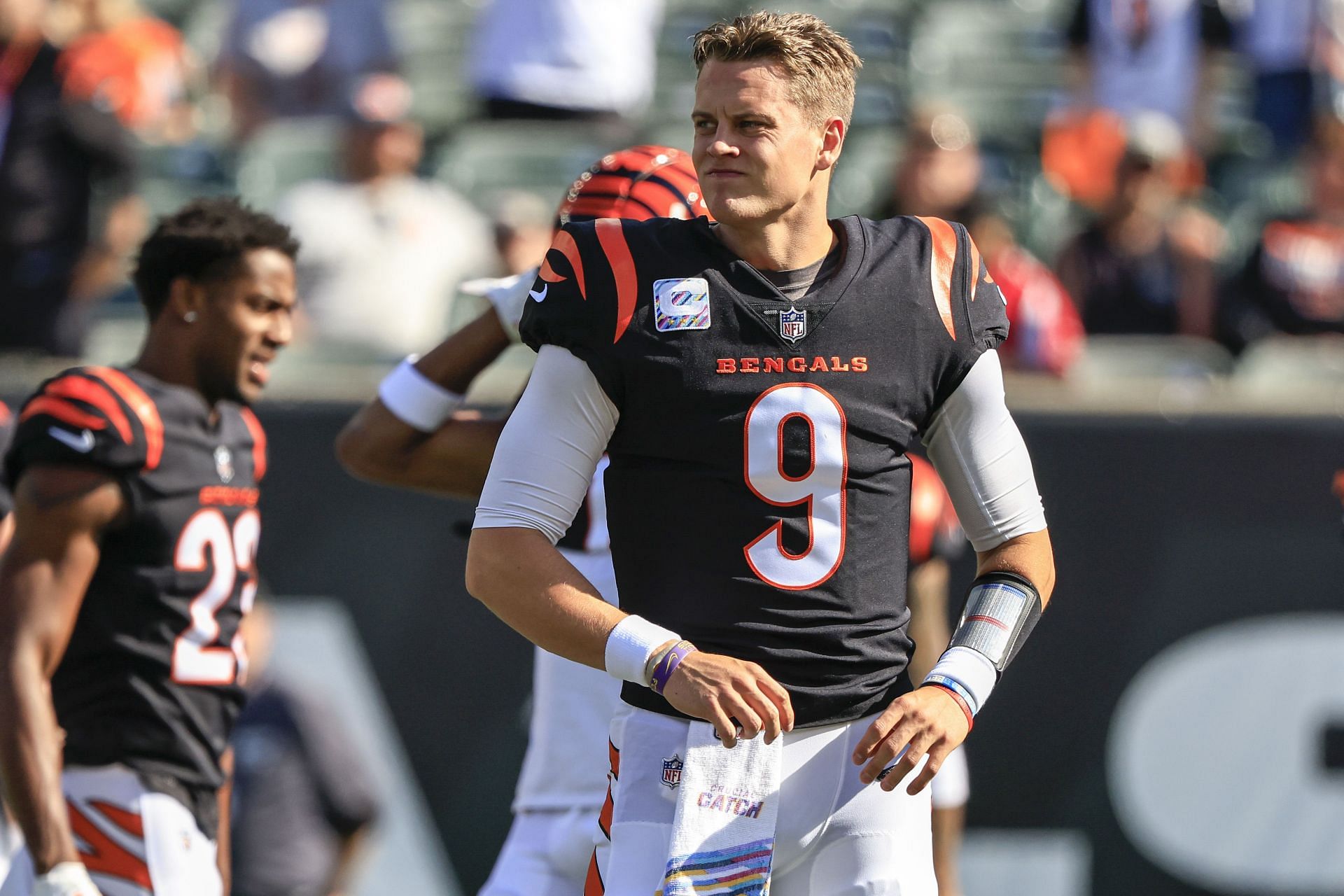 Watch the Bengals go up 14-0 vs. the Panthers on Joe Burrow's QB