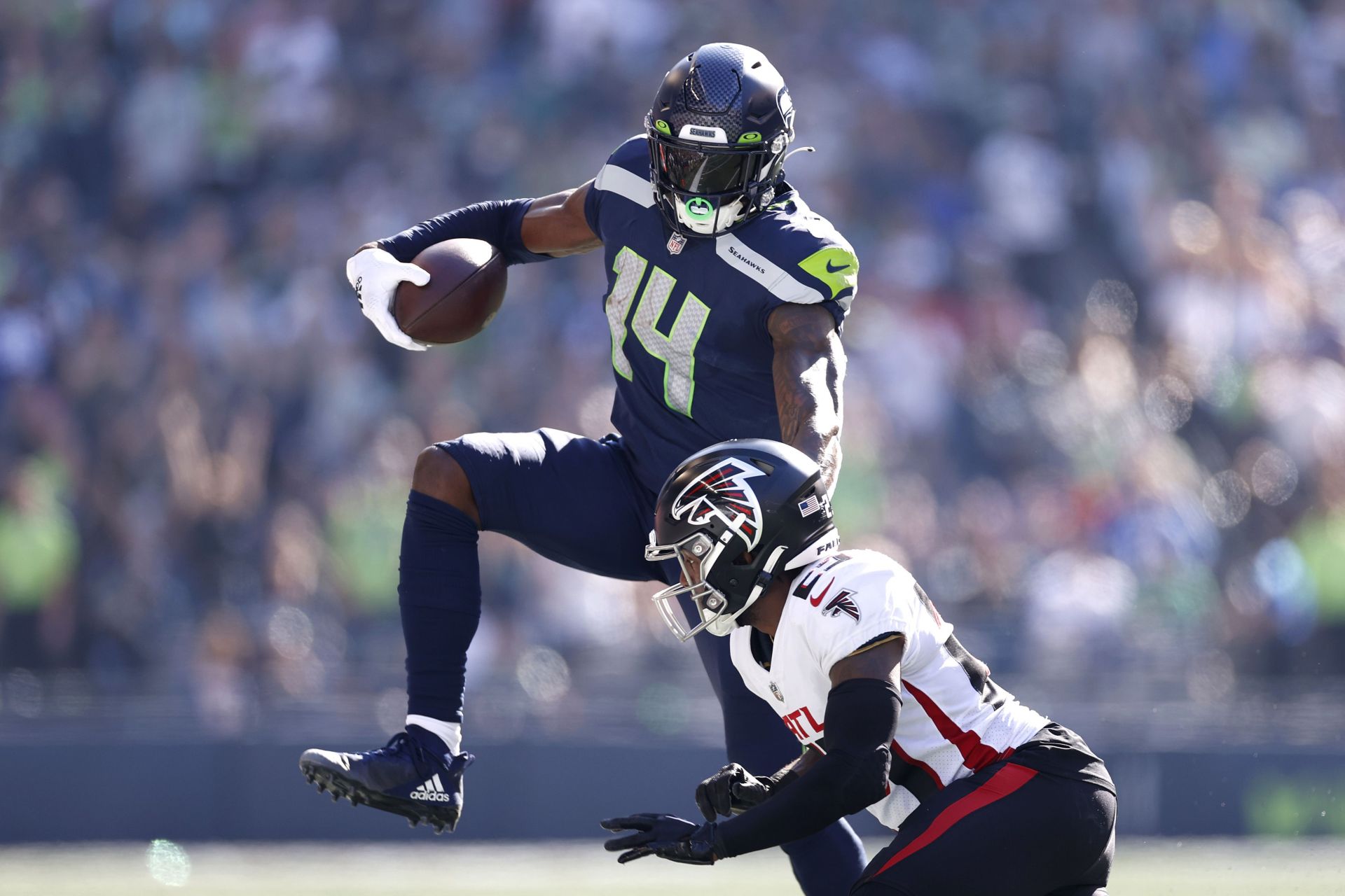 Injury Update: Tyler Lockett and DK Metcalf both active for Seahawks-Giants  - Field Gulls