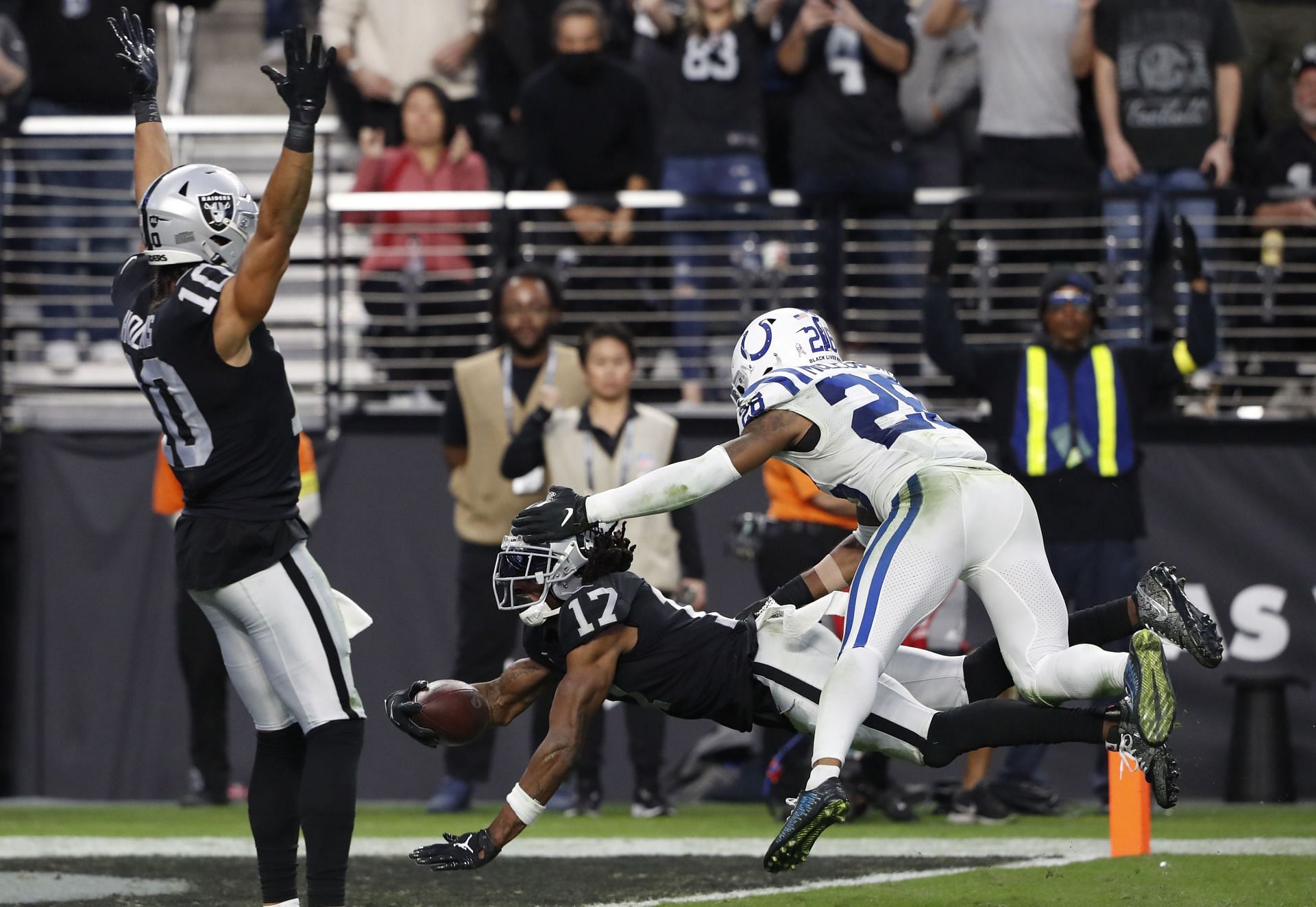 Indianapolis Colts v Las Vegas Raiders