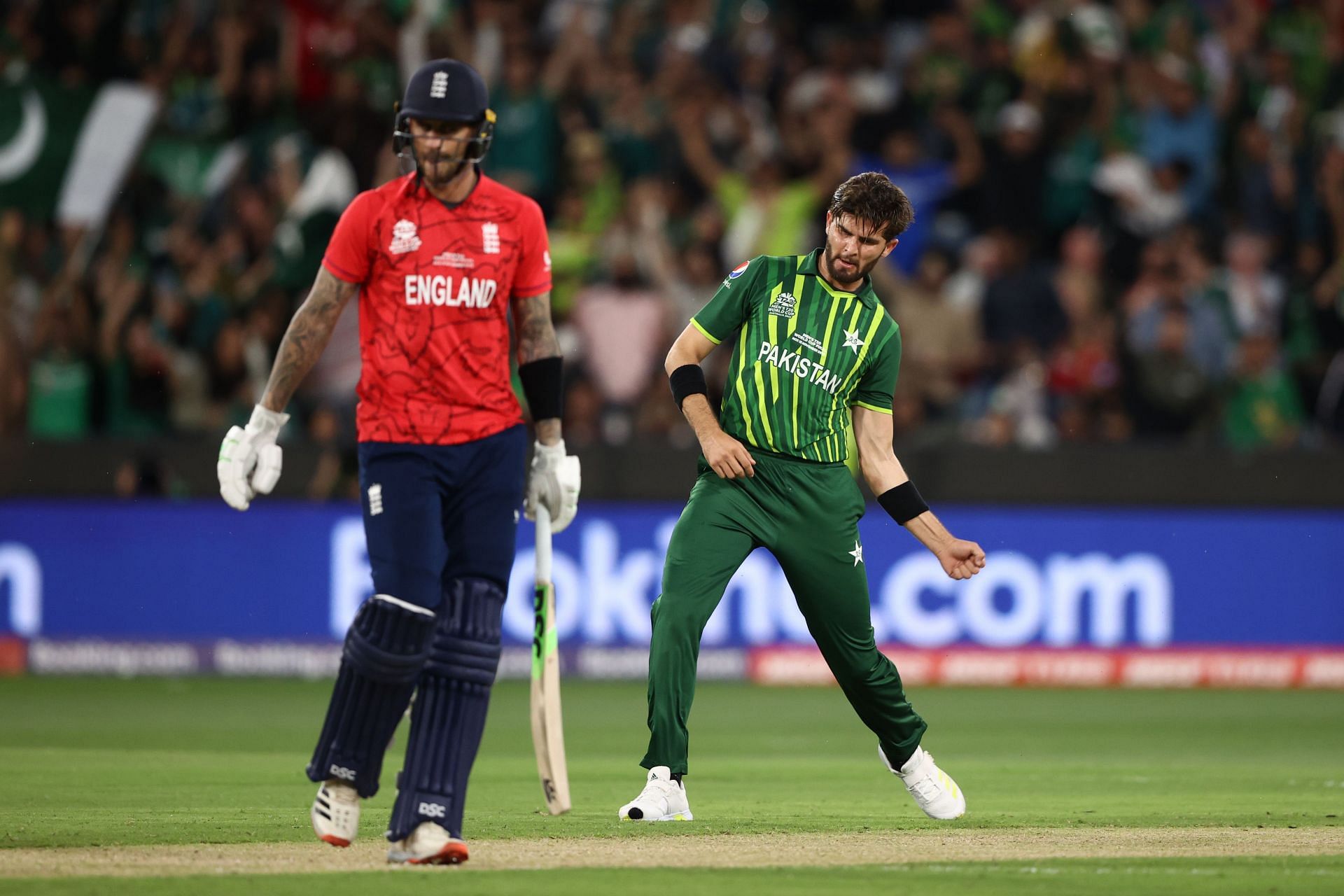 Shaheen Shah Afridi dismissed Alex Hales with a ripping inswinger in the final. (Credits: Getty)