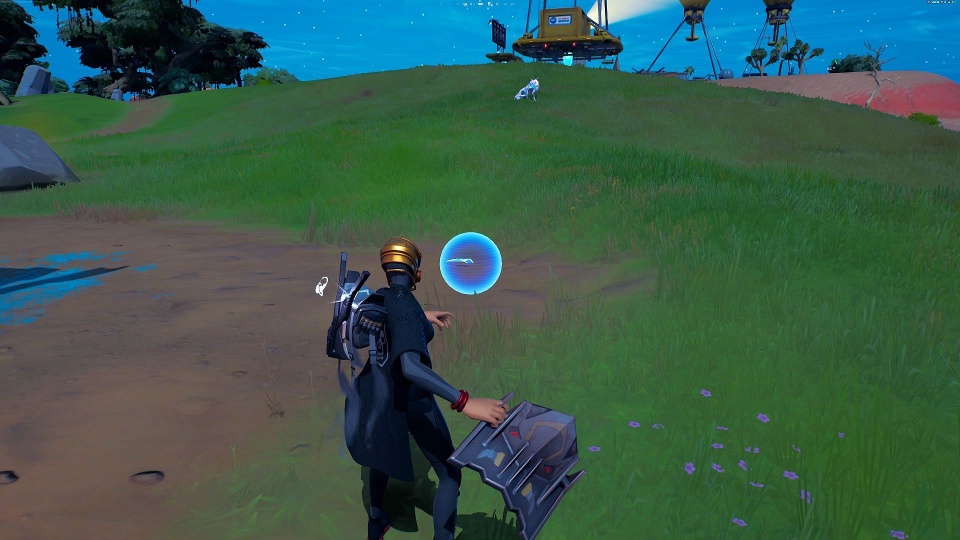 Remember to aim and throw the item (Image via Epic Games/Fortnite)