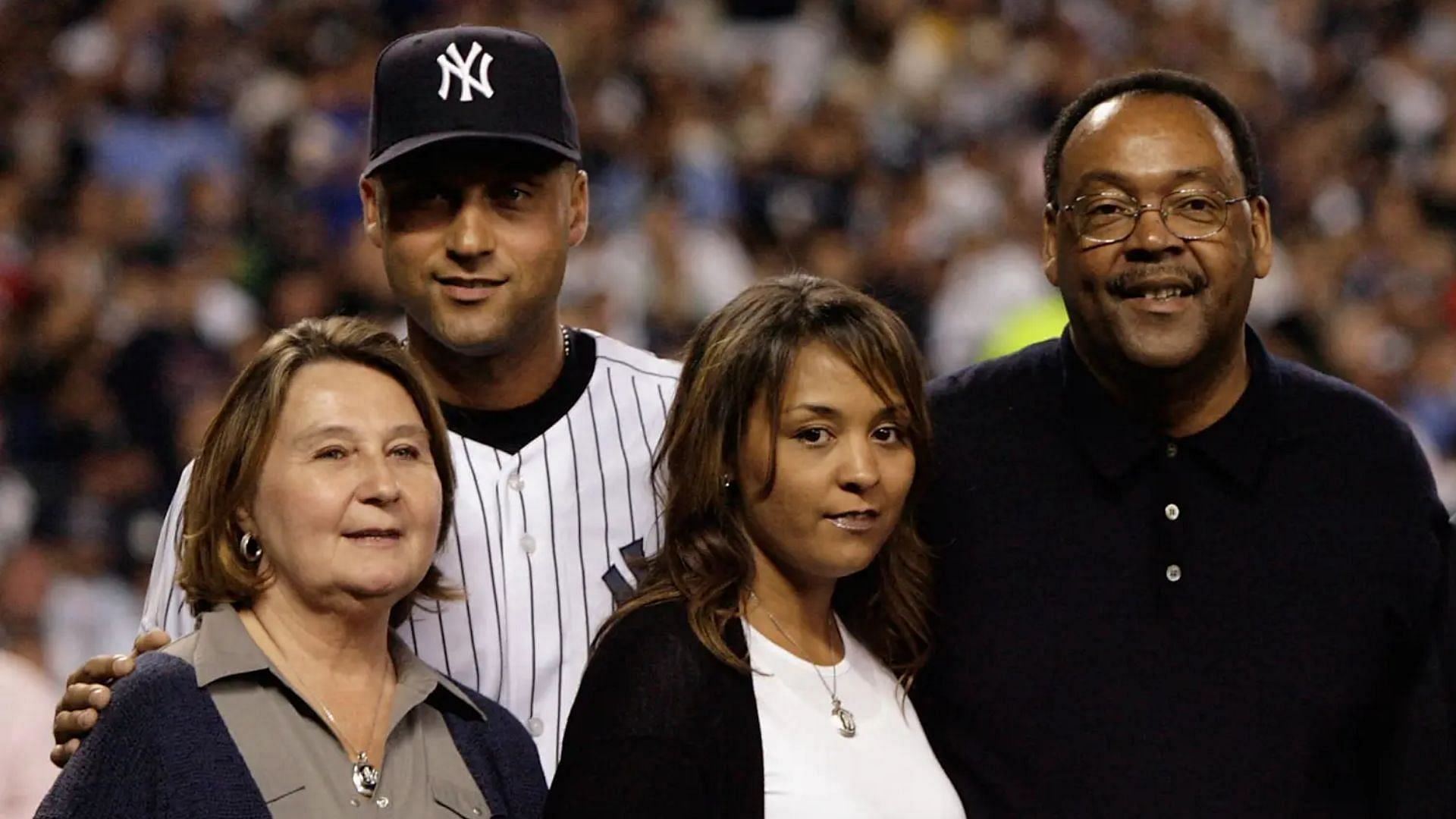 Derek Jeter with his family.