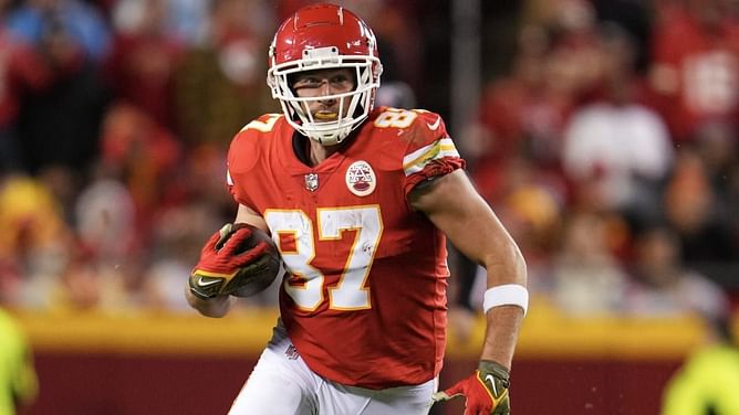 Best DFS Picks for Kansas City Chiefs vs. Jacksonville Jaguars - November 13 | 2022 NFL Regular Season