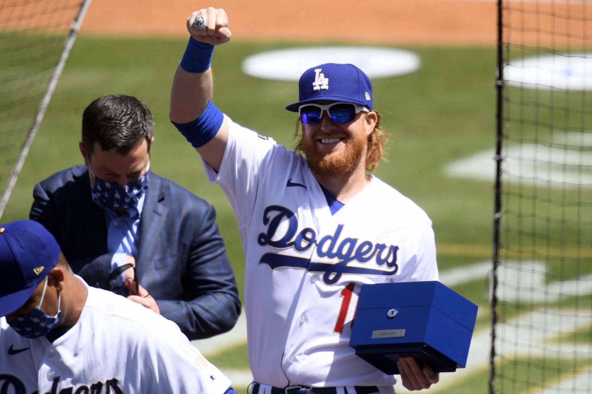 Justin Turner unsettled at idea of not playing for Dodgers - Los