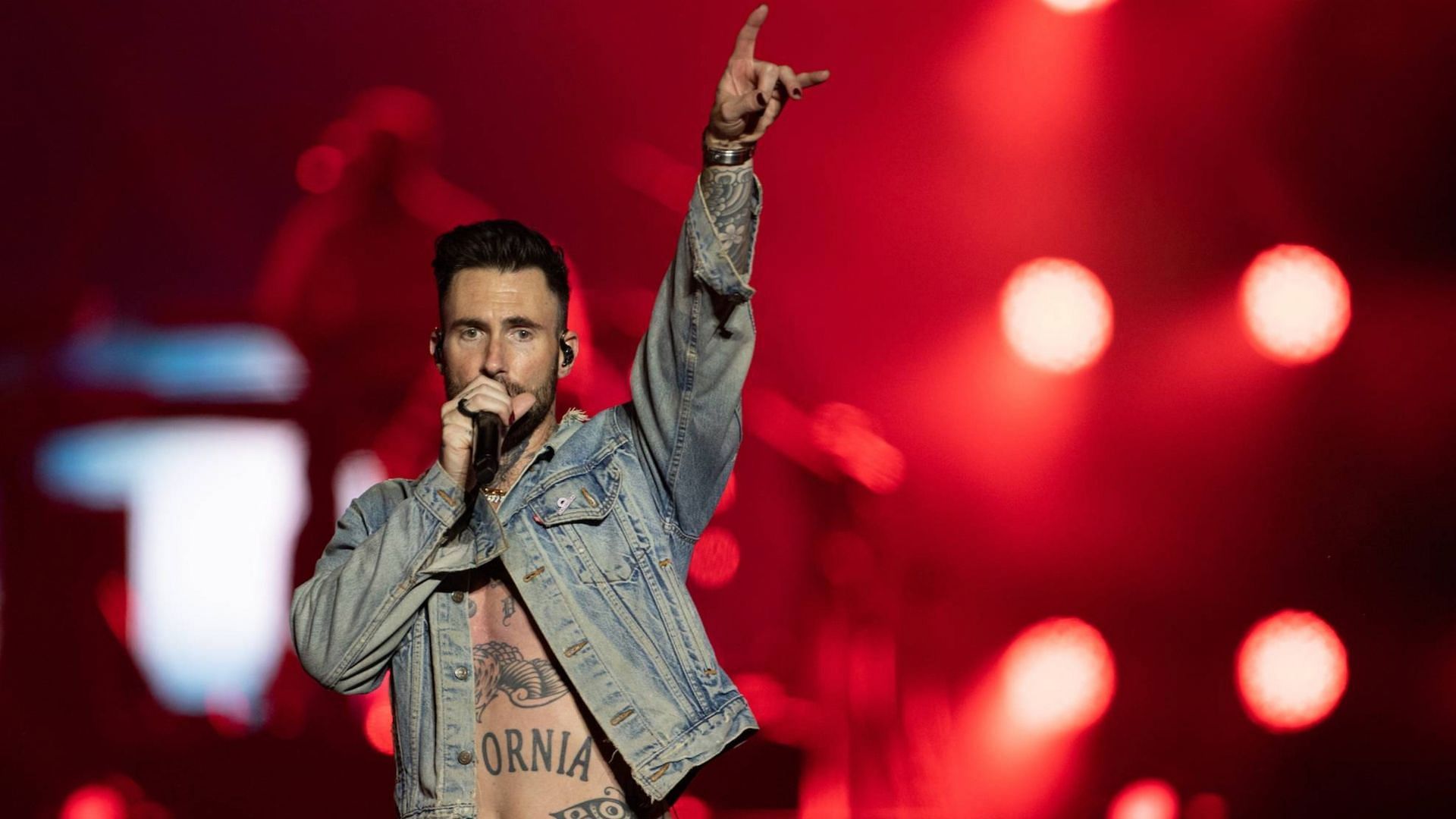 Maroon 5 has announced tour dates scheduled for UK and Europe. (Image via Shlomi Pinto / Getty)