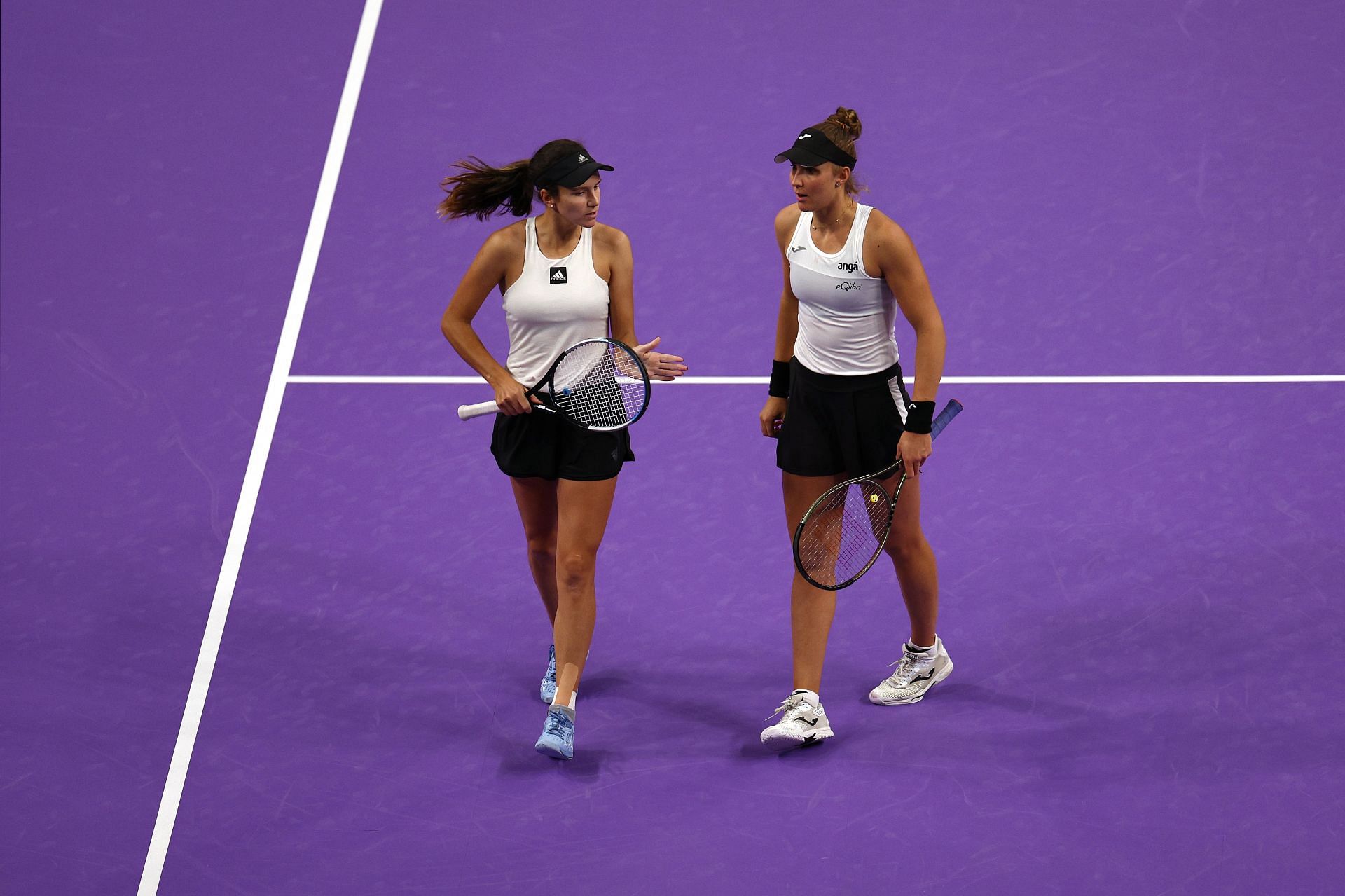 Haddad Maia and Anna Danilina in action at the 2022 WTA Finals