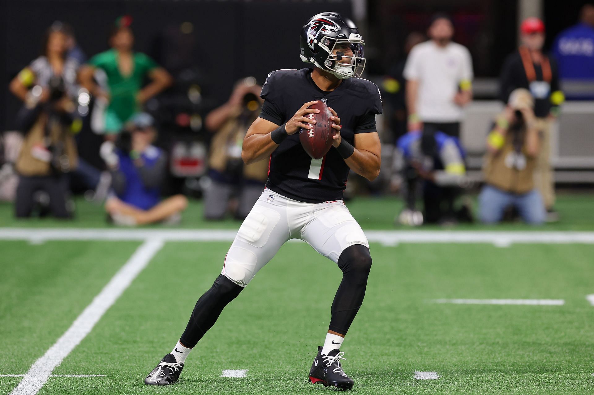 2021 Fantasy Football: Week 11 Quarterback Rankings - FantraxHQ