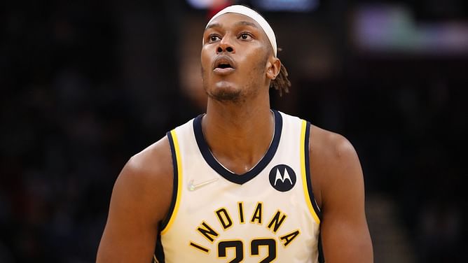 LA Lakers Rumors Roundup: Myles Turner could head to Clippers, fans go wild over Buddy Hield trade speculation, and more