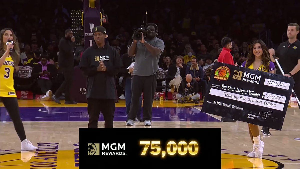 LA Lakers fan hitting a half-court shot for $75,000
