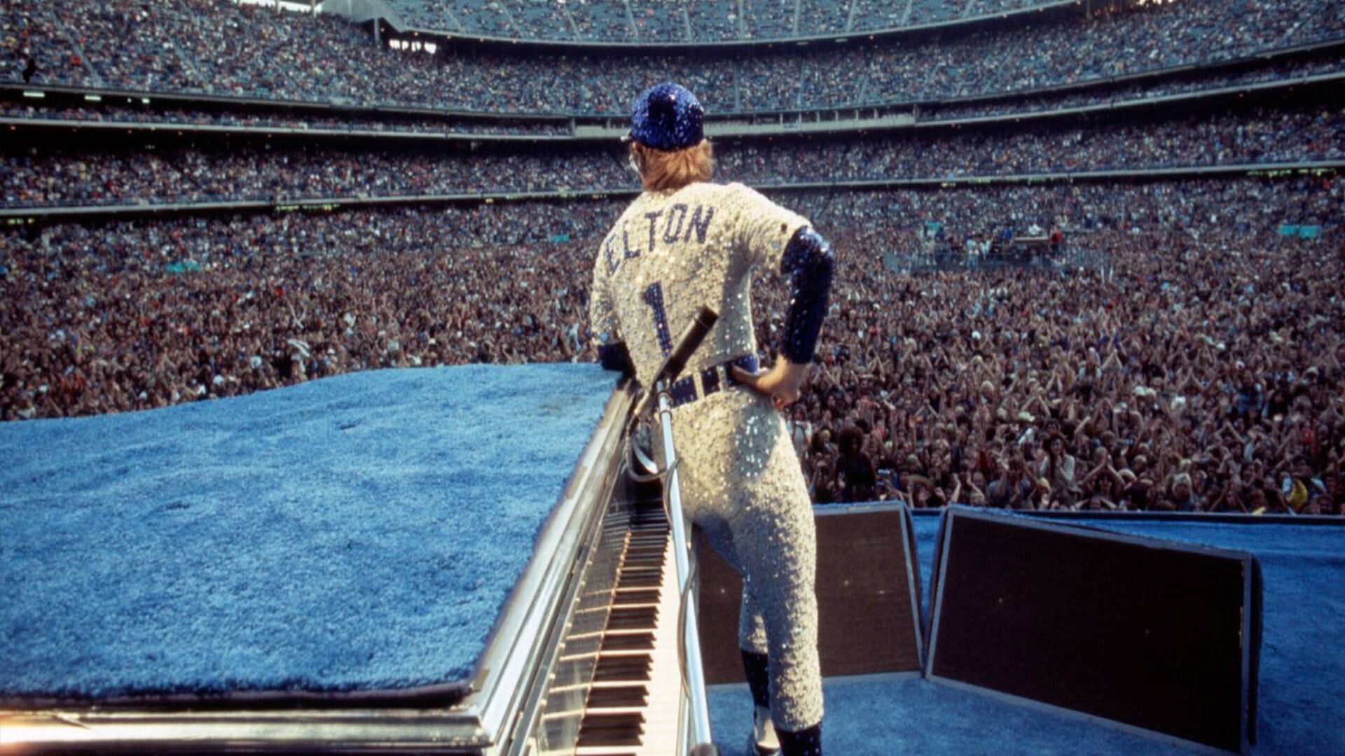 Sir Elton John&#039;s concert in 1975 inside the Dodgers Stadium (Image via eltonjohn.com)