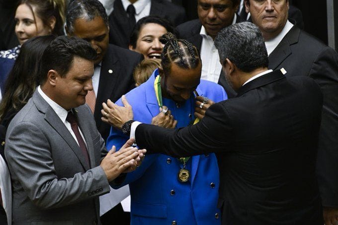 Why did Lewis Hamilton receive honorary Brazilian citizenship? Real
