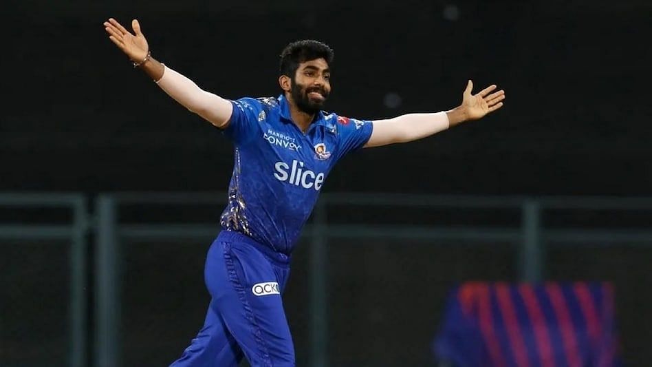 Jasprit Bumrah IPL Career Wickets, Runs, Records, Age, Price, Team 2022