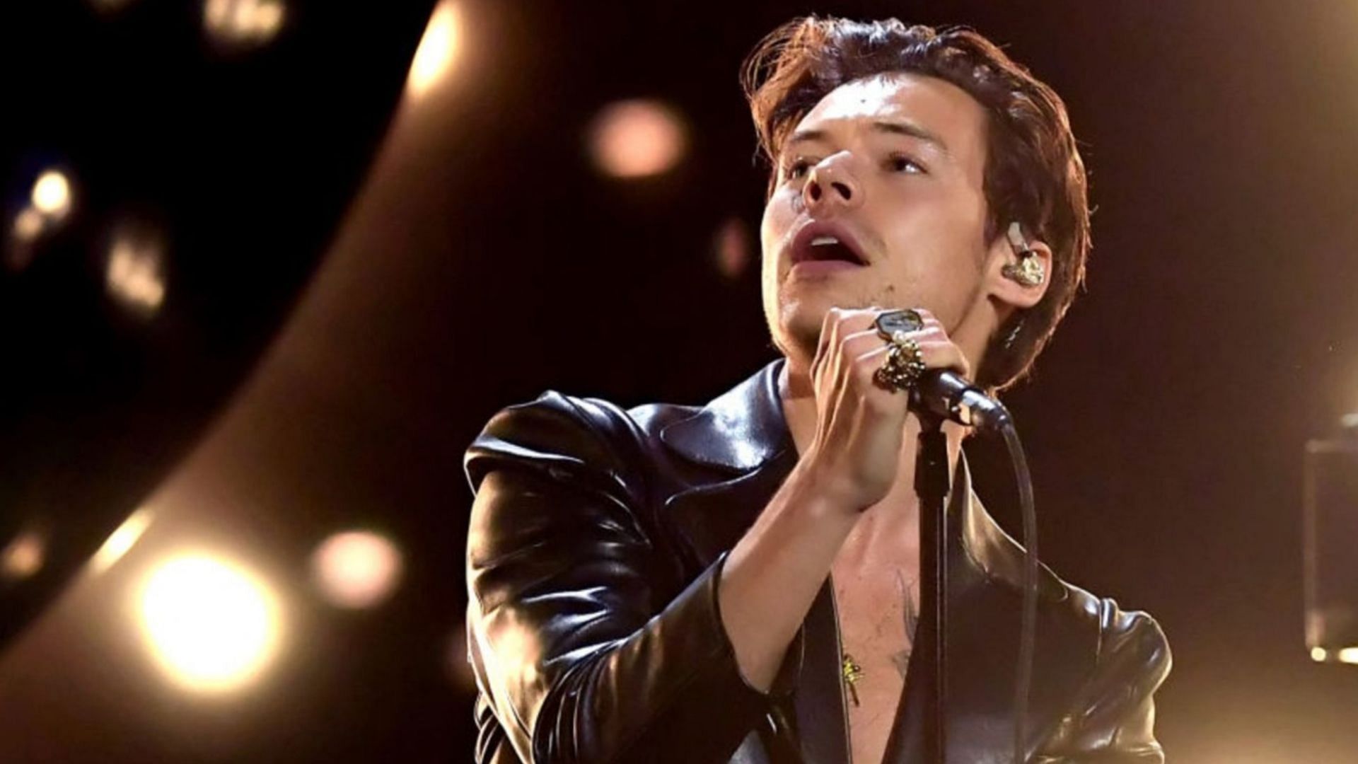 Harry Styles has rescheduled three of his LA shows. (Image via Getty)