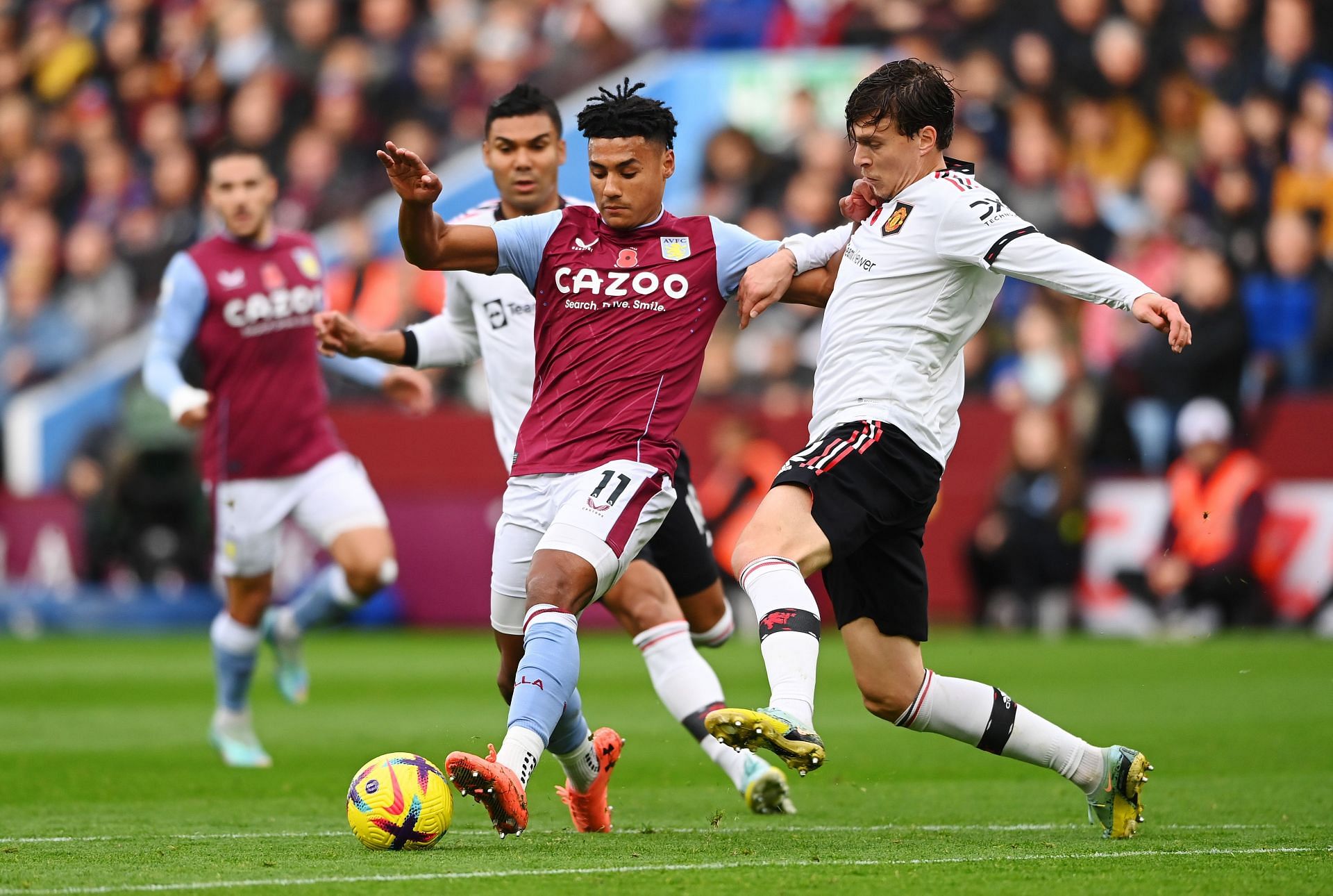 Aston Villa v Manchester United - Premier League