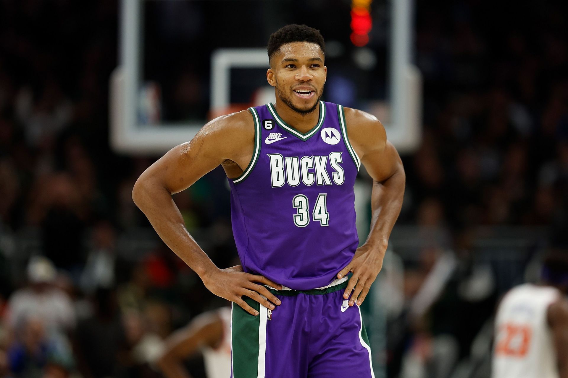 Milwaukee Bucks superstar forward Giannis Antetokounmpo has led his team to an incredible 7-0 record to start the season