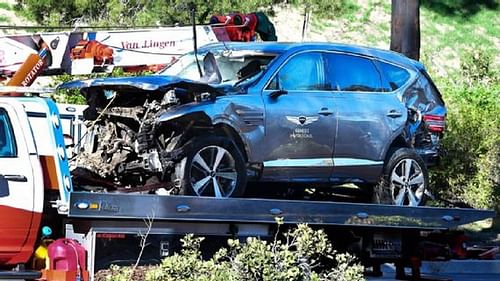 The SUV that Tiger Woods crashed in Southern California (Image via Getty)