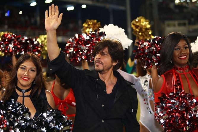 Shah Rukh Khan responds to a fan who asked him to travel to Melbourne to cheer for India in T20 World Cup 2022