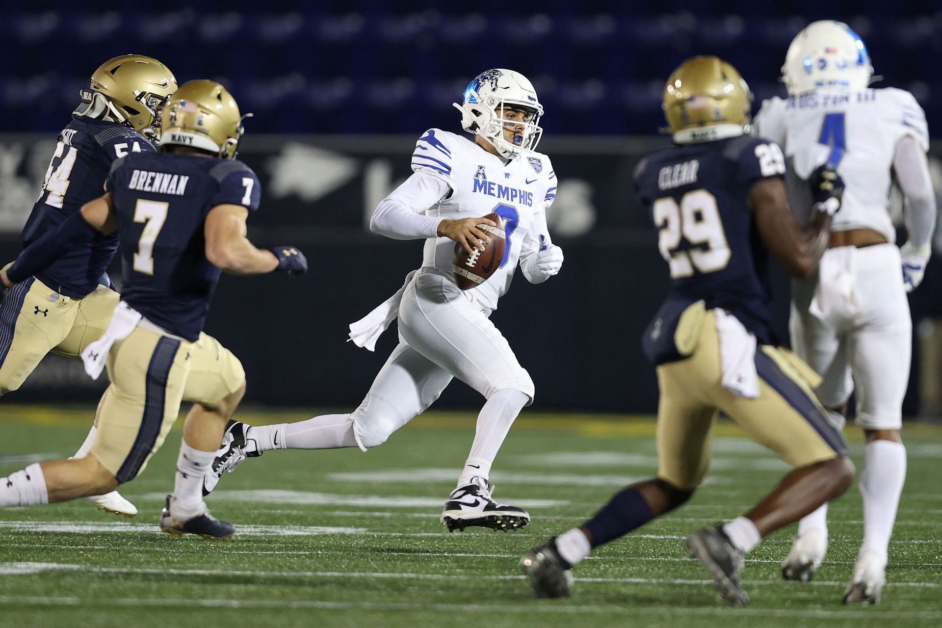 Memphis v Navy