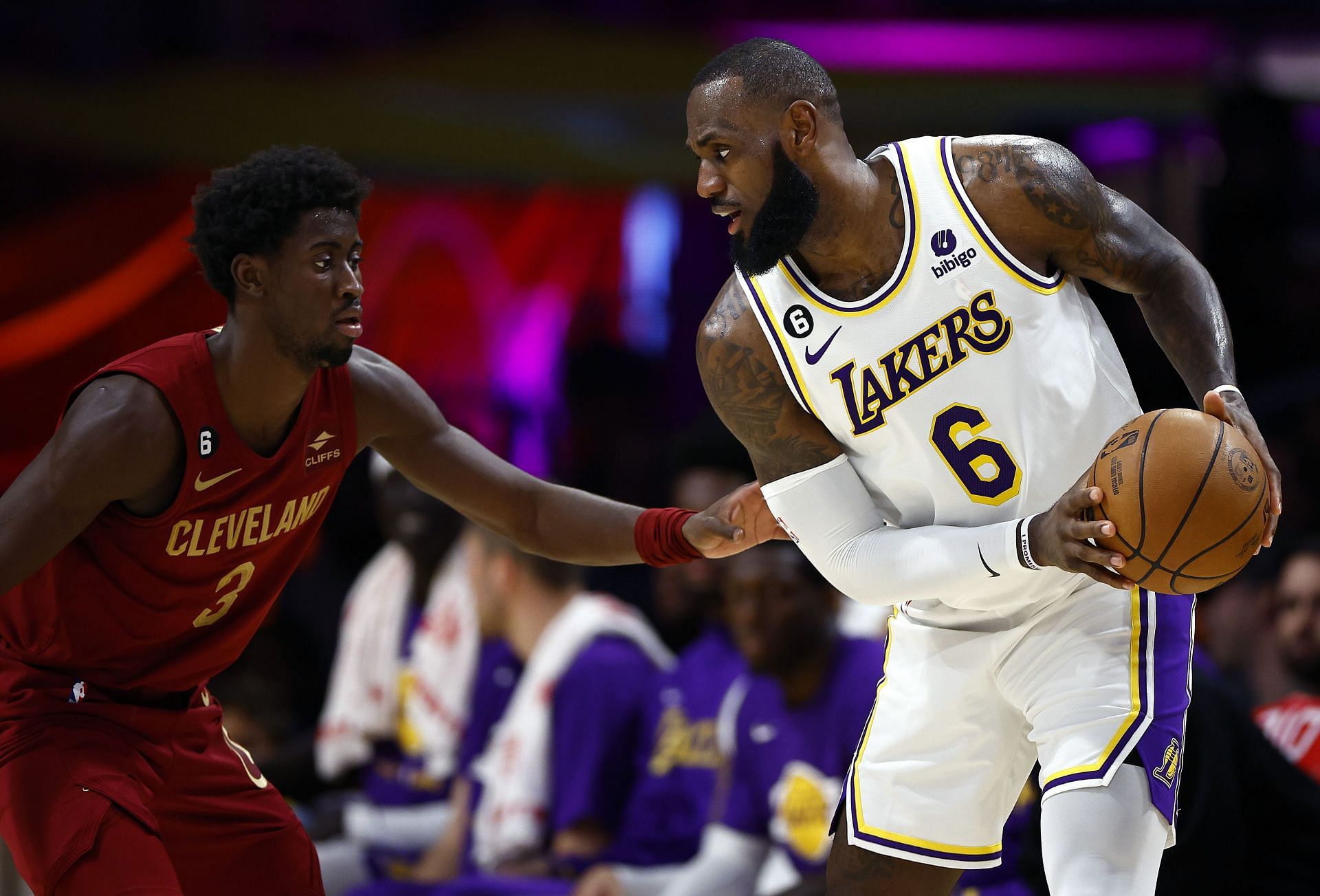 Cleveland Cavaliers v Los Angeles Lakers