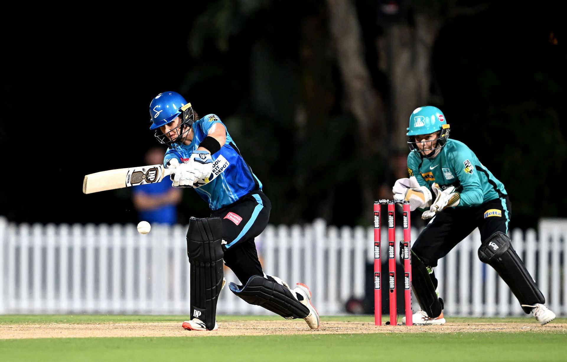 WBBL - Brisbane Heat v Adelaide Strikers