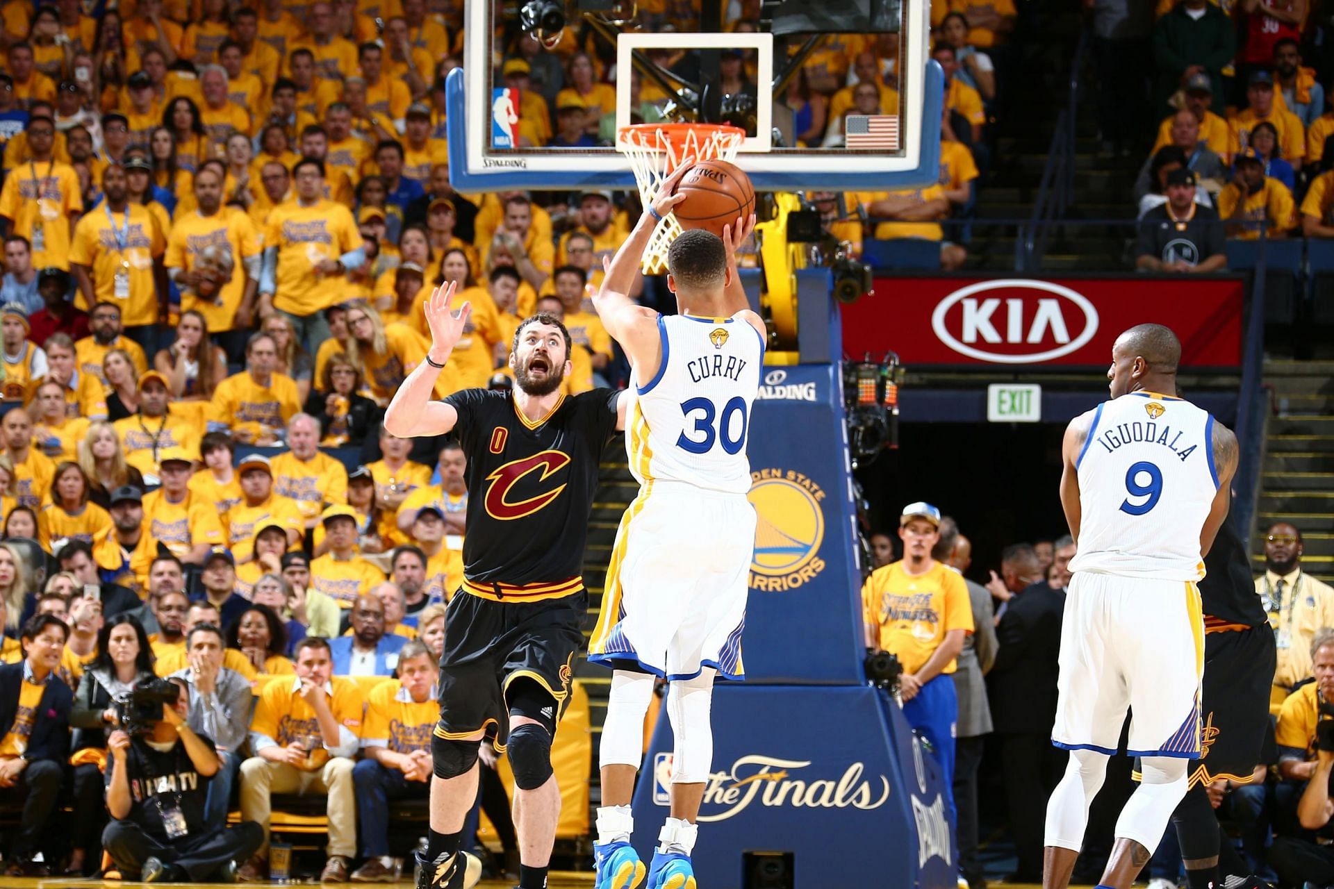 Kevin Love&#039;s defense on Steph Curry in the last seconds of Game 7 of the 2016 NBA Finals was special. [photo: Bleacher Report]