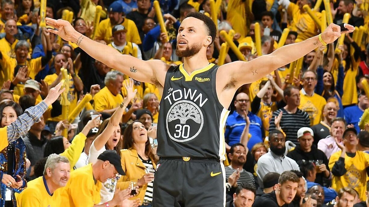 Can Steph Curry lead the Golden State Warriors to a victory over the Miami Heat?