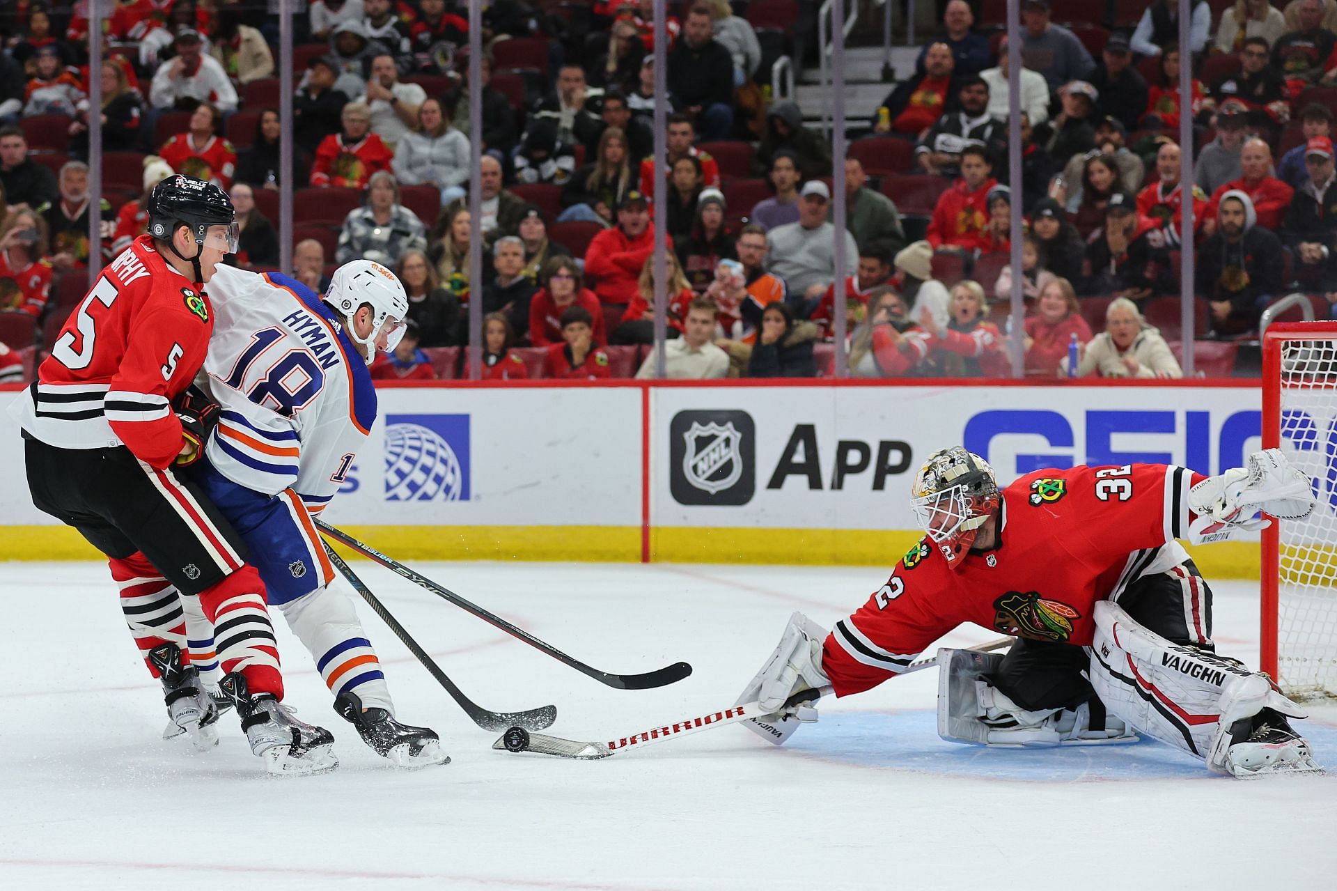 Edmonton Oilers v Chicago Blackhawks