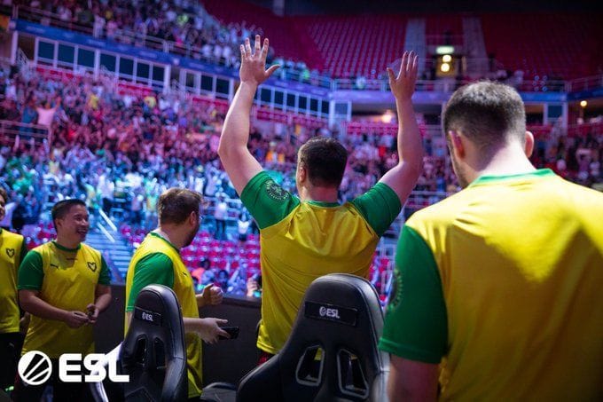 Spirit vs Heroic CS:GO IEM Rio Major 2022 Quarterfinals: Head-to-head ...