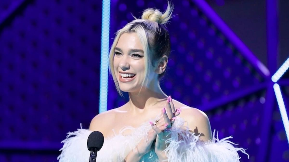 "Rights before checks" Fans praise Dua Lipa as artist denies World Cup