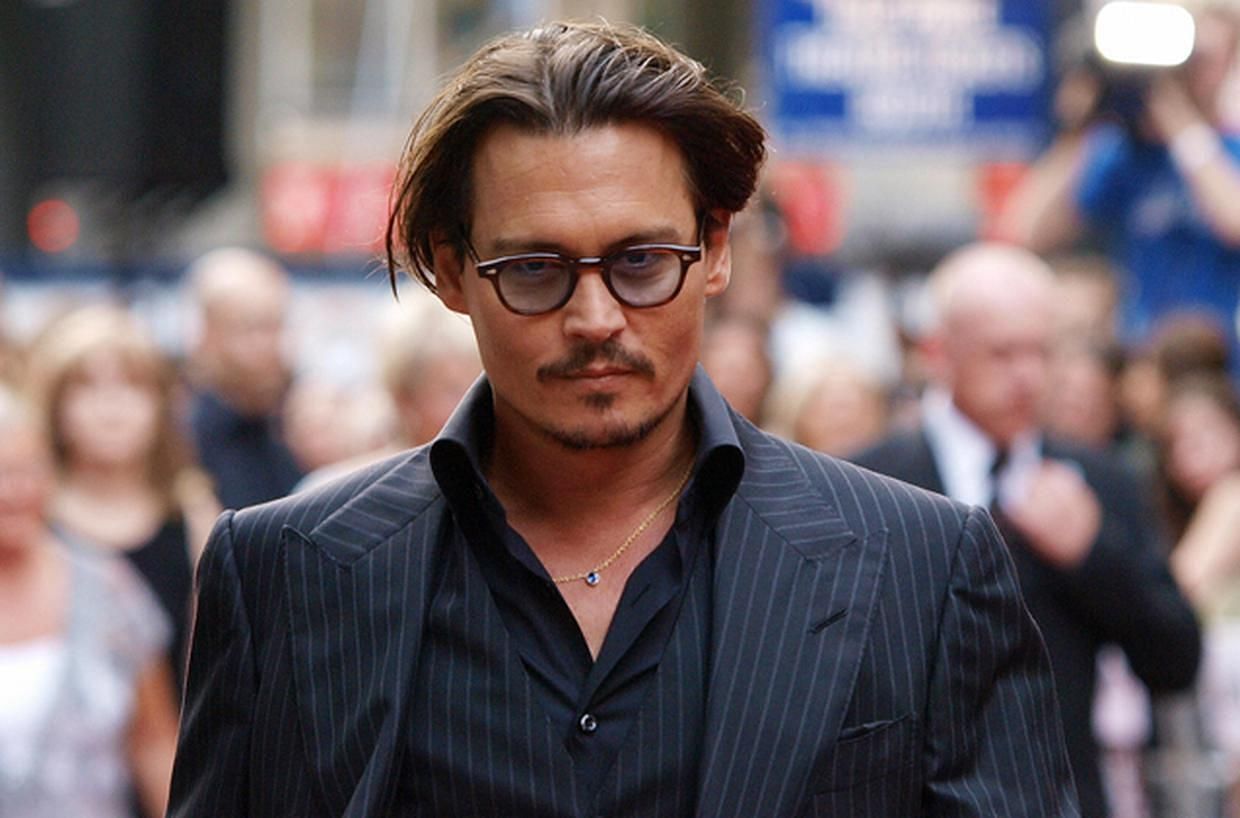 Ellis calls Depp &#039;friendly.&#039; (Image via Getty) 