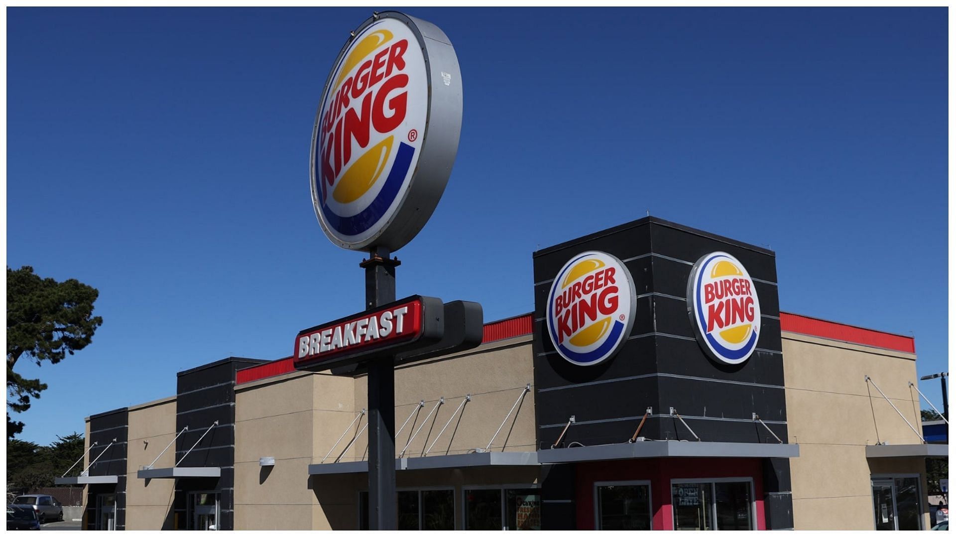 exterior of a Burger King restaurant in Daly City, California (Photo by Justin Sullivan/Getty Images)