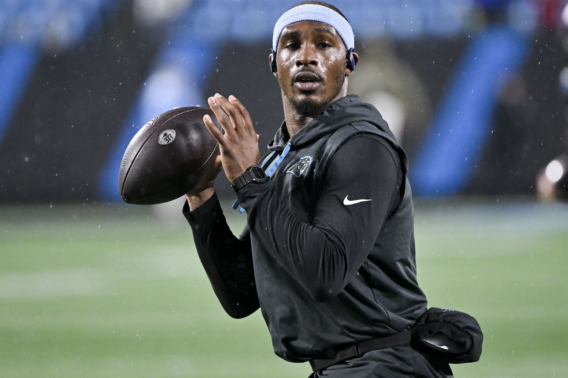 PJ Walker warms up for the Carolina Panthers&#039; game against the Atlanta Falcons in Week 10.