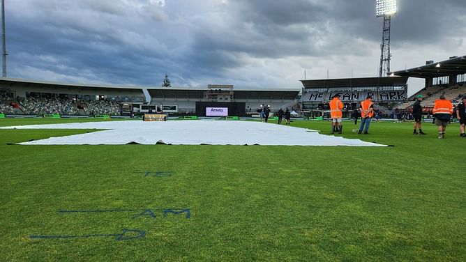 NZ vs IND : न्यूजीलैंड और भारत के बीच तीसरे टी20 मुकाबले में टॉस में क्यों हुई देरी, जानिये वजह
