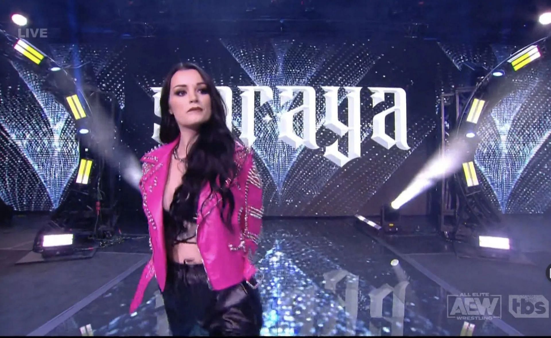 Massive Chills! Love You&quot; - WWE Hall of Famers React To Saraya (Paige)  Debut At AEW Dynamite